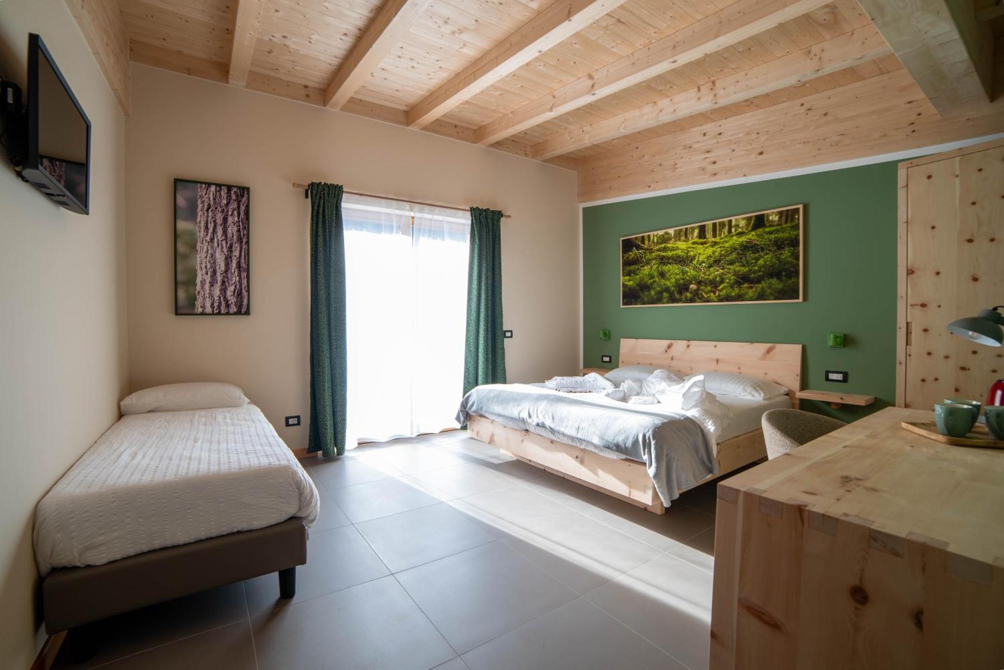 Bosc Del Meneghi Farm stay *
